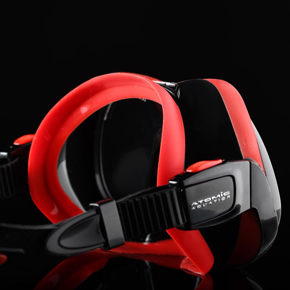 Atomic Venom Frameless Mask Red